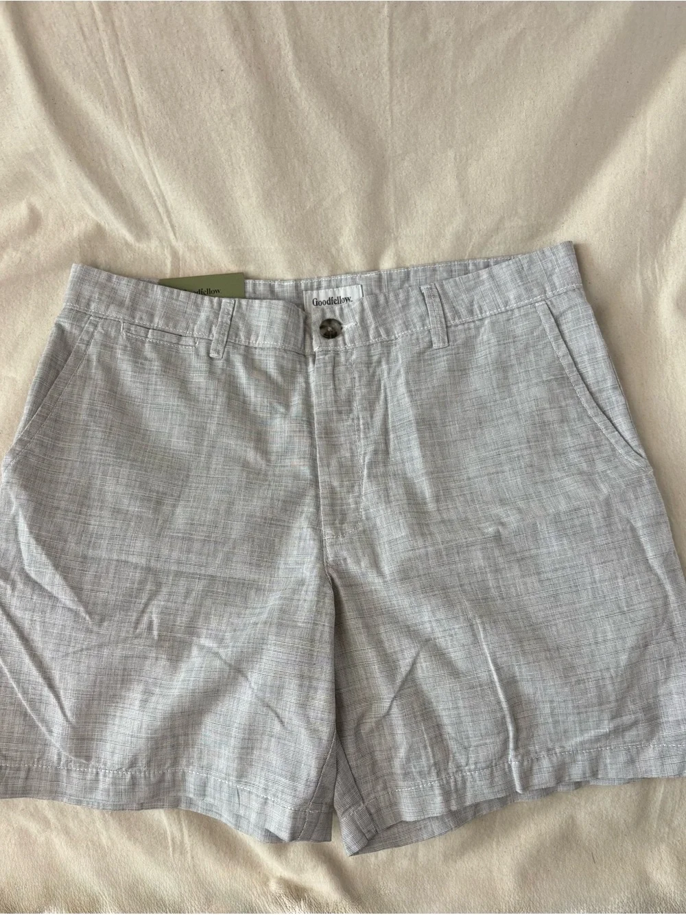 Goodfellow & Co Light Gray Men’s Flat Front Casual Chino Shorts 32  pockets NWT